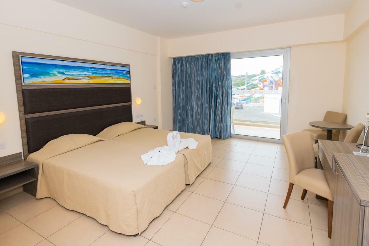 Tofinis Hotel Ayia Napa Exterior photo